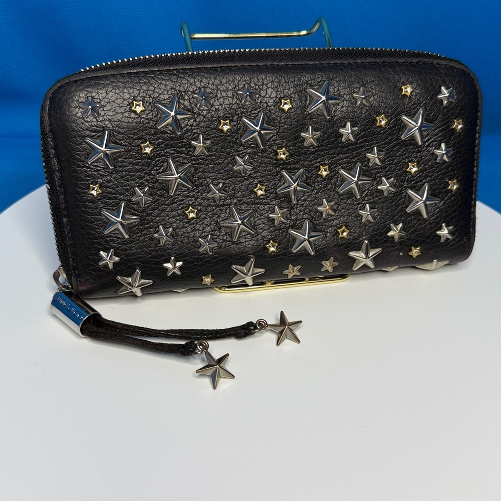 AUTHENTIC JIMMY CHOO FILIPA BLACK & STAR STUDDED STUDS ZIP AROUND LEATHER WALLET